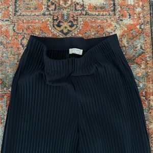 Aritzia Babaton Navy Pleated Wide Leg Pants